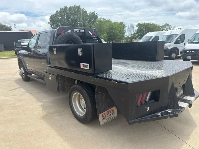 vehicle-img