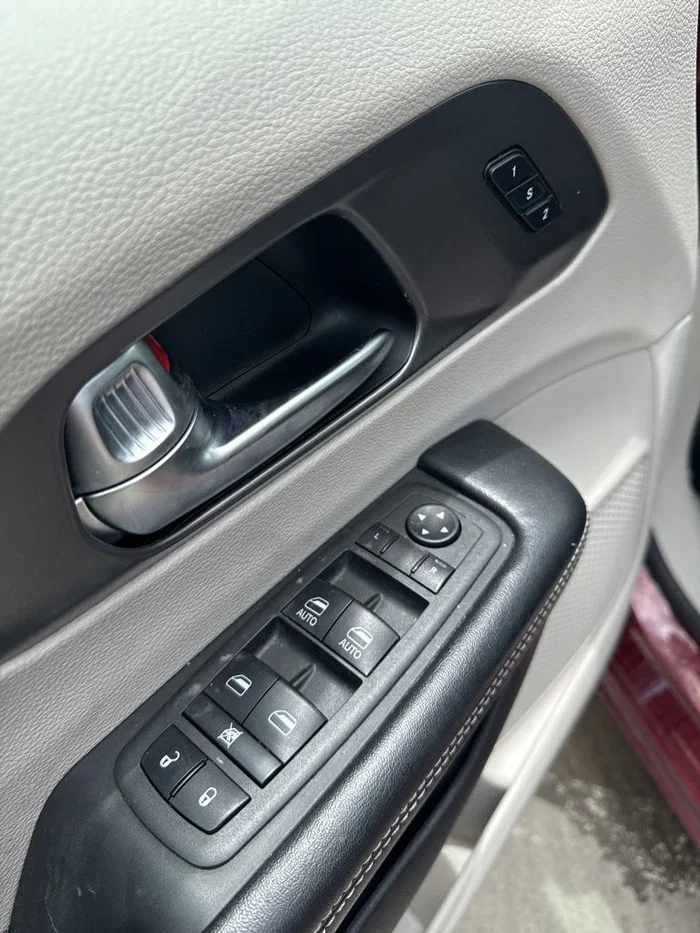vehicle-img