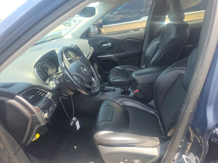 vehicle-img