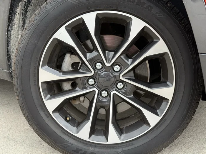 vehicle-img