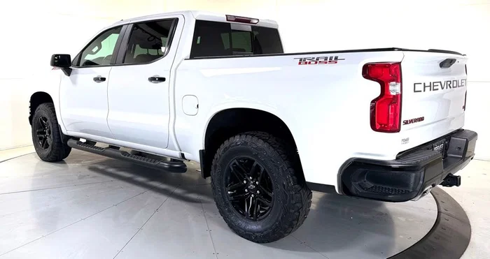 vehicle-img