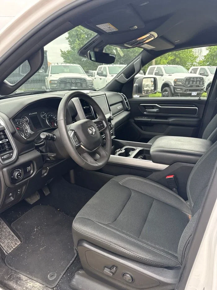 vehicle-img