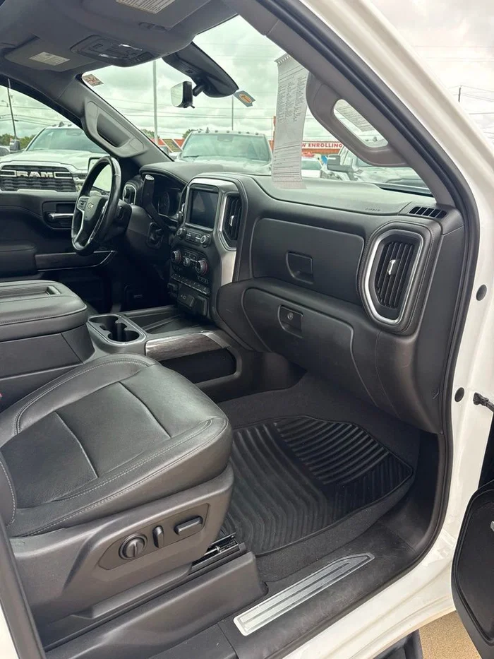 vehicle-img