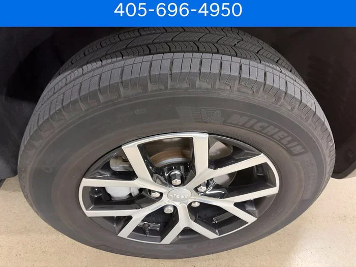 vehicle-img