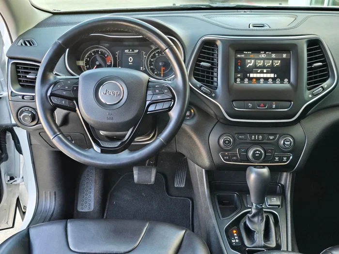 vehicle-img