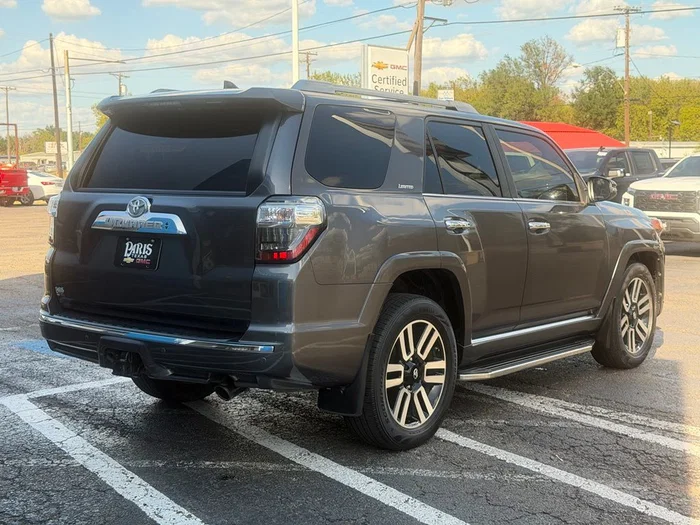 vehicle-img