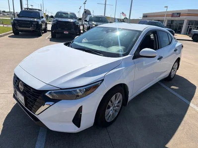 used 2025 NISSAN