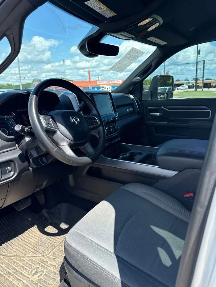 vehicle-img