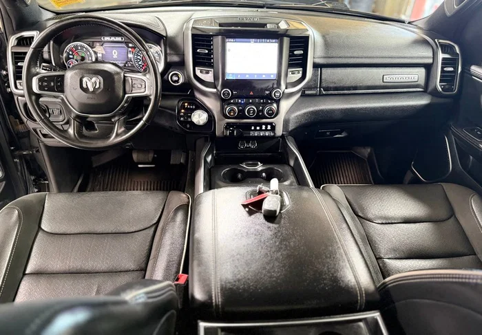 vehicle-img