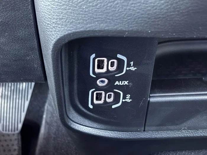 vehicle-img