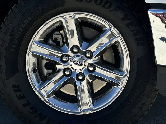 vehicle-img