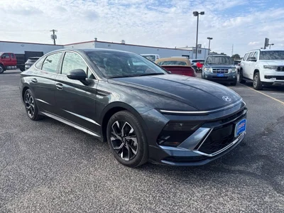 used 2025 HYUNDAI