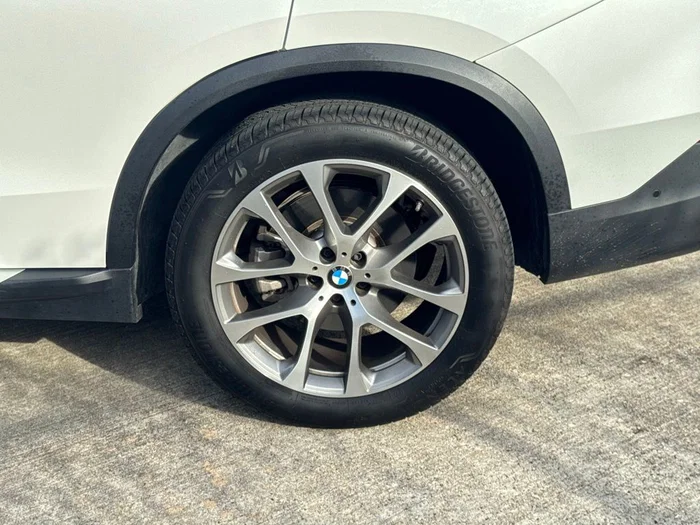vehicle-img