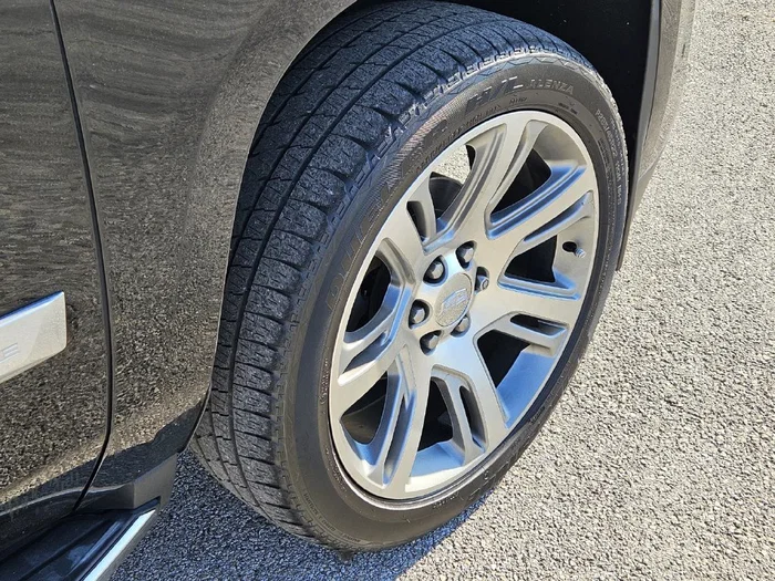 vehicle-img