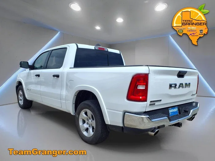 vehicle-img