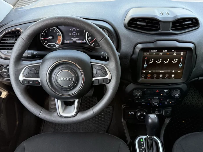 vehicle-img