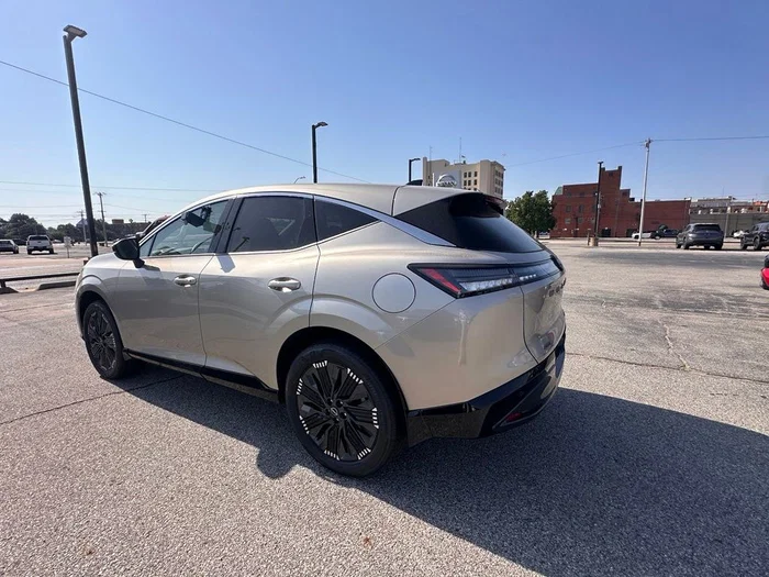 vehicle-img