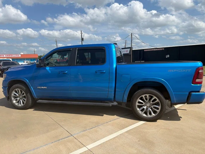 vehicle-img