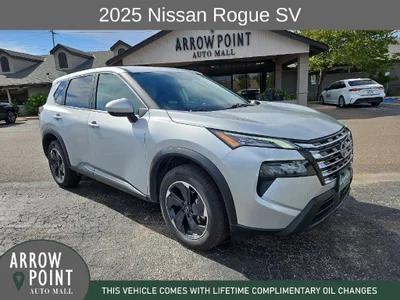 used 2025 NISSAN