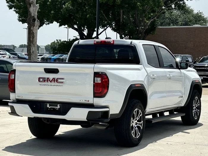 vehicle-img