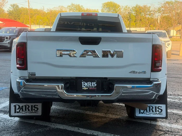 vehicle-img
