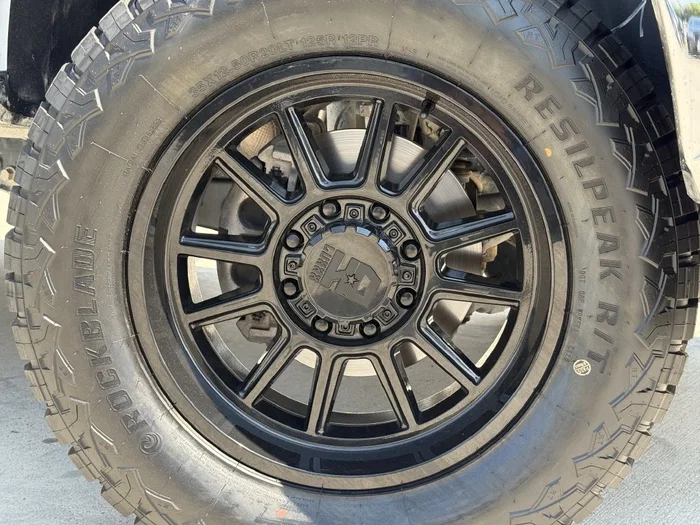vehicle-img