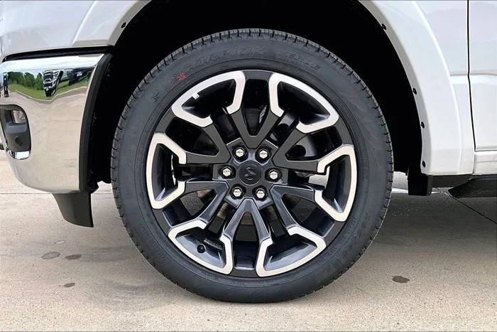 vehicle-img