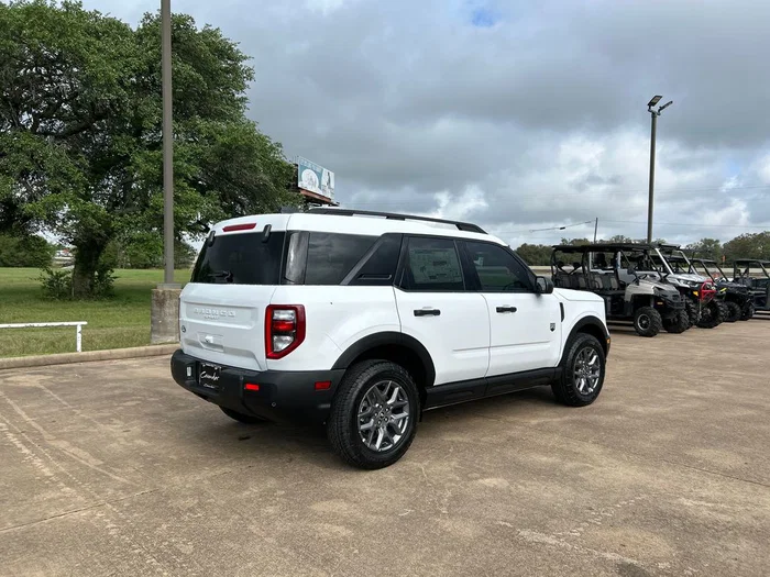 vehicle-img