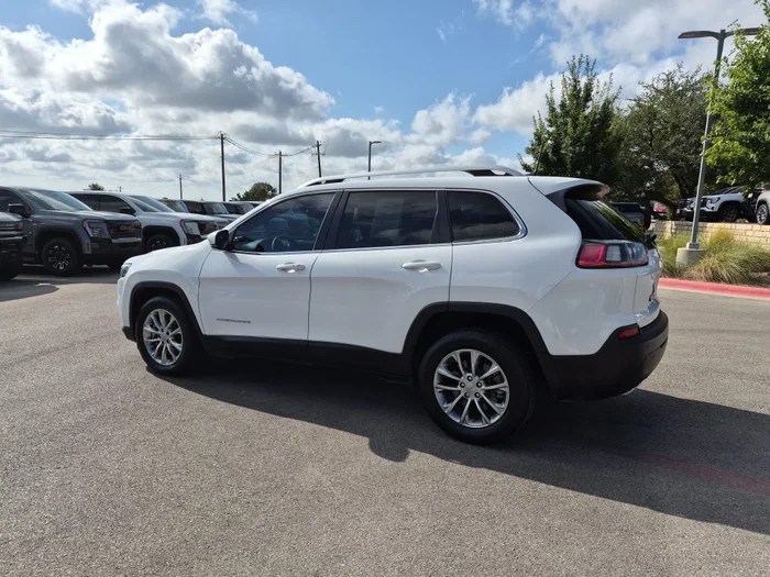 vehicle-img