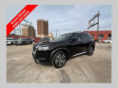 used 2025 NISSAN