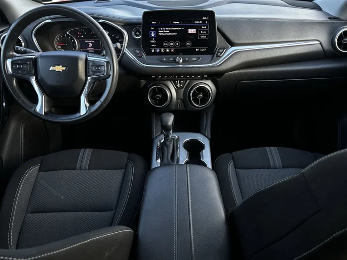vehicle-img