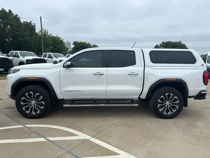 vehicle-img