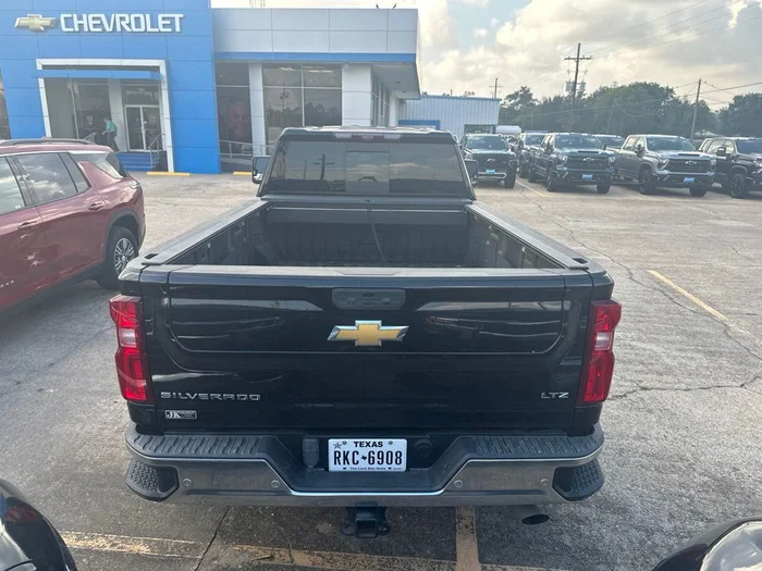 vehicle-img