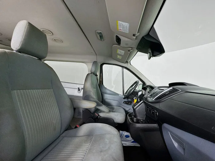 vehicle-img