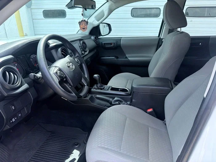vehicle-img