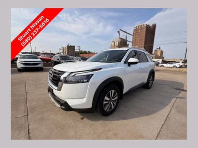 used 2025 NISSAN