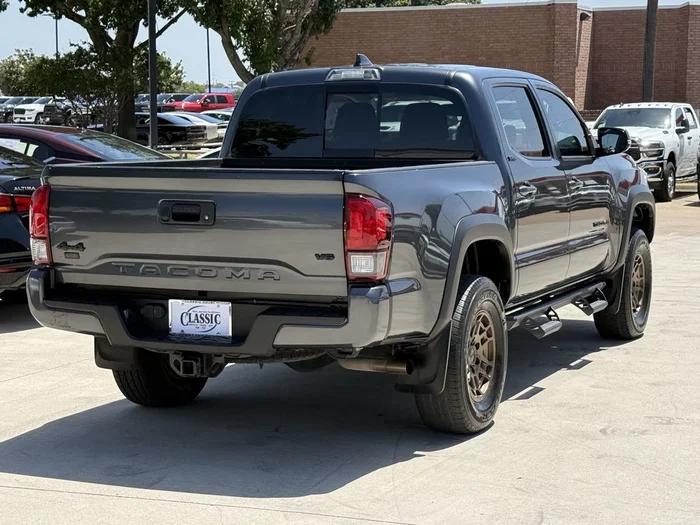 vehicle-img