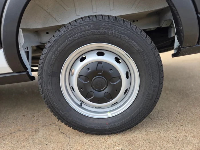 vehicle-img