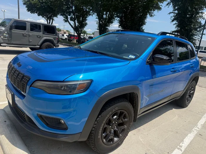vehicle-img