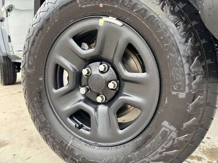 vehicle-img