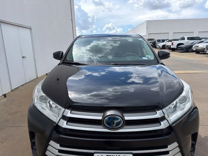 vehicle-img