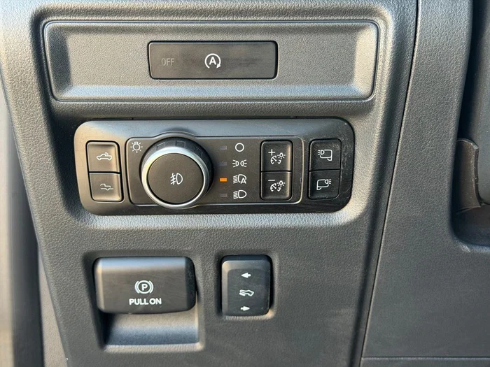 vehicle-img