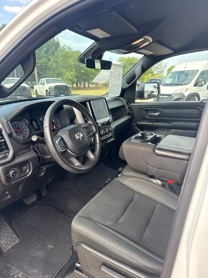vehicle-img