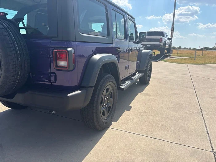 vehicle-img