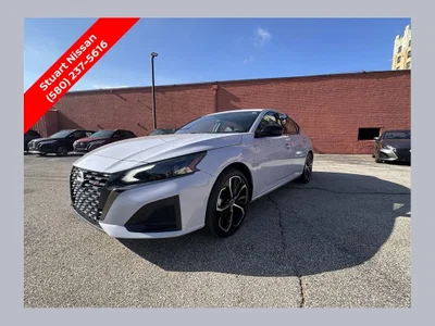 used 2025 NISSAN