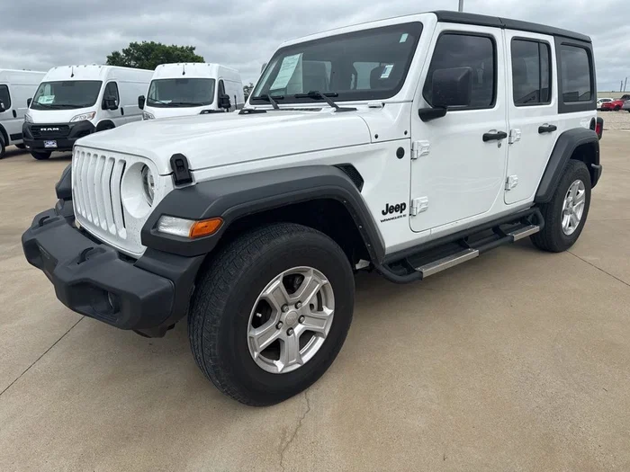 vehicle-img
