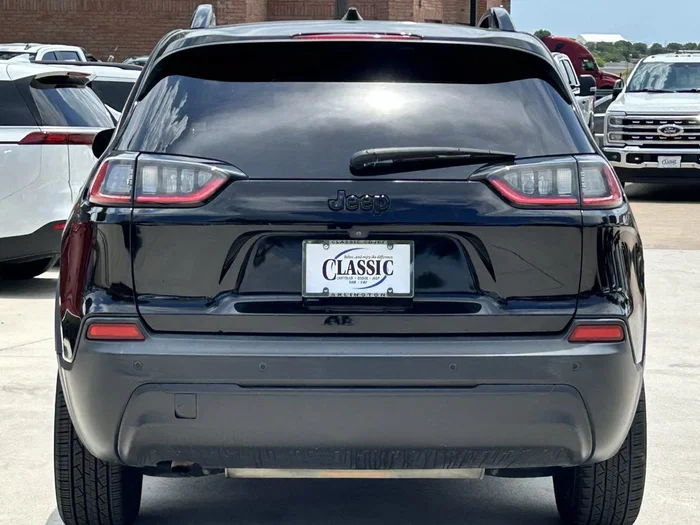 vehicle-img