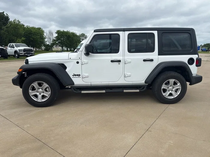 vehicle-img