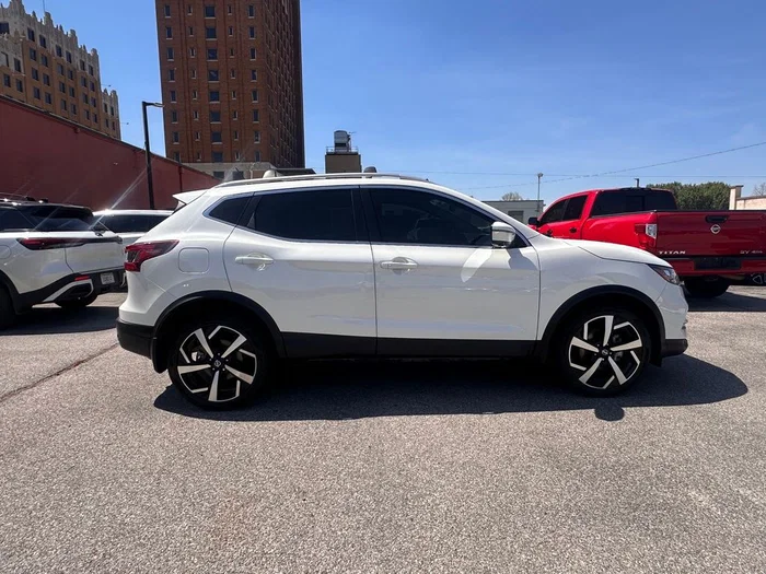 vehicle-img