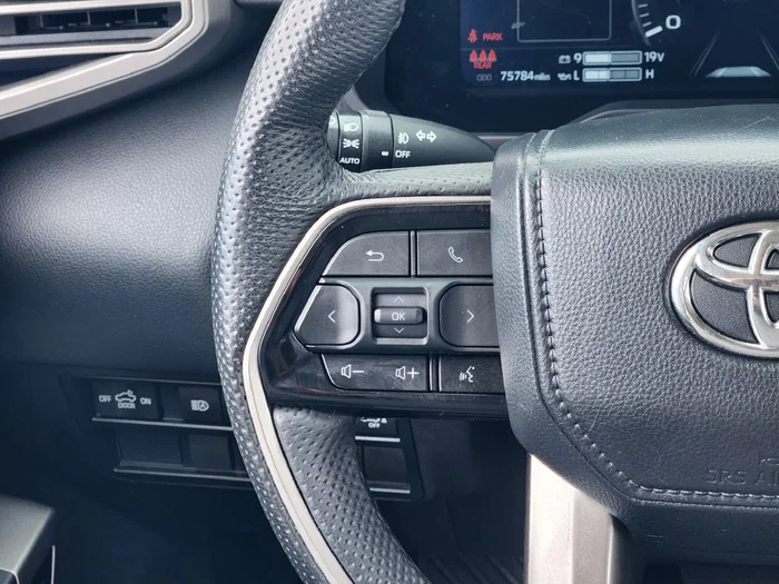 vehicle-img
